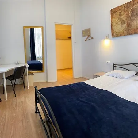 Hotel Aquamarine - Lauluvaeljak