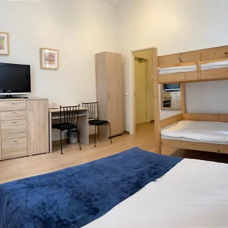 Aquamarine - Lauluvaeljak * Tallin