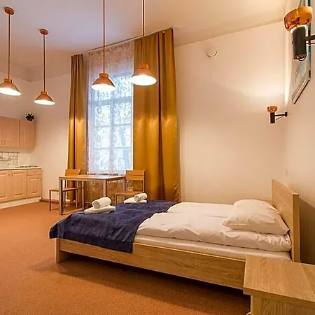 Aquamarine - Lauluvaeljak Hotel *